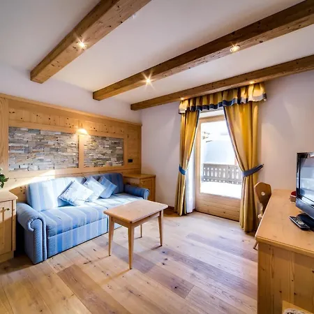 Hotel Fanes Sëlva Buitenkant foto